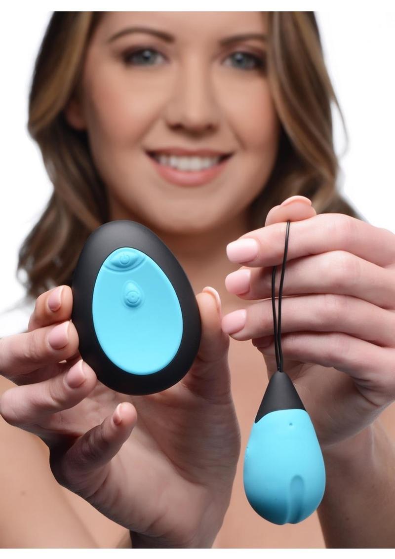 Bang! 10x Rechargeable Silicone Vibrating Egg with Remote Control