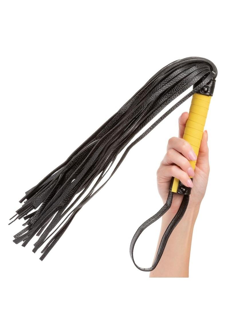 Boundless Flogger - Black