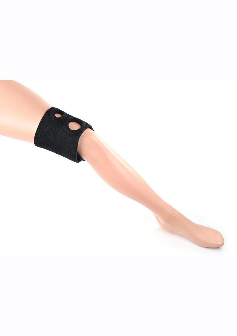 Dual Penetration Thigh Adjustable Strap-On - Black