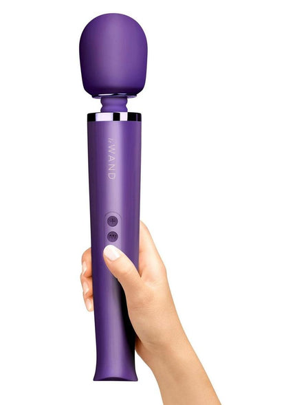 Le Wand Rechargeable Silicone Massager 2